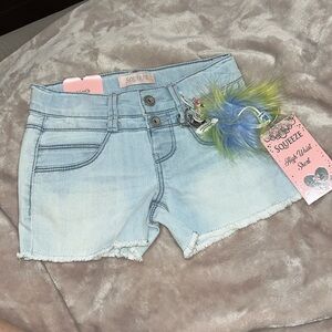 Squeeze Jean shorts
